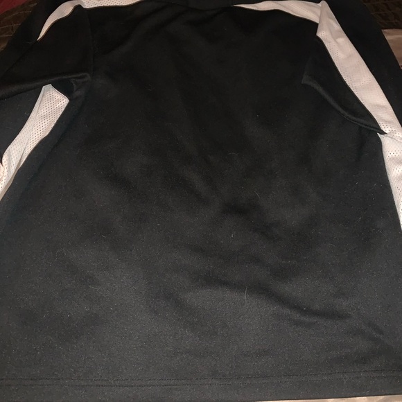 Adult Pens sweatshirt. Excellent condition. - Picture 2 of 4